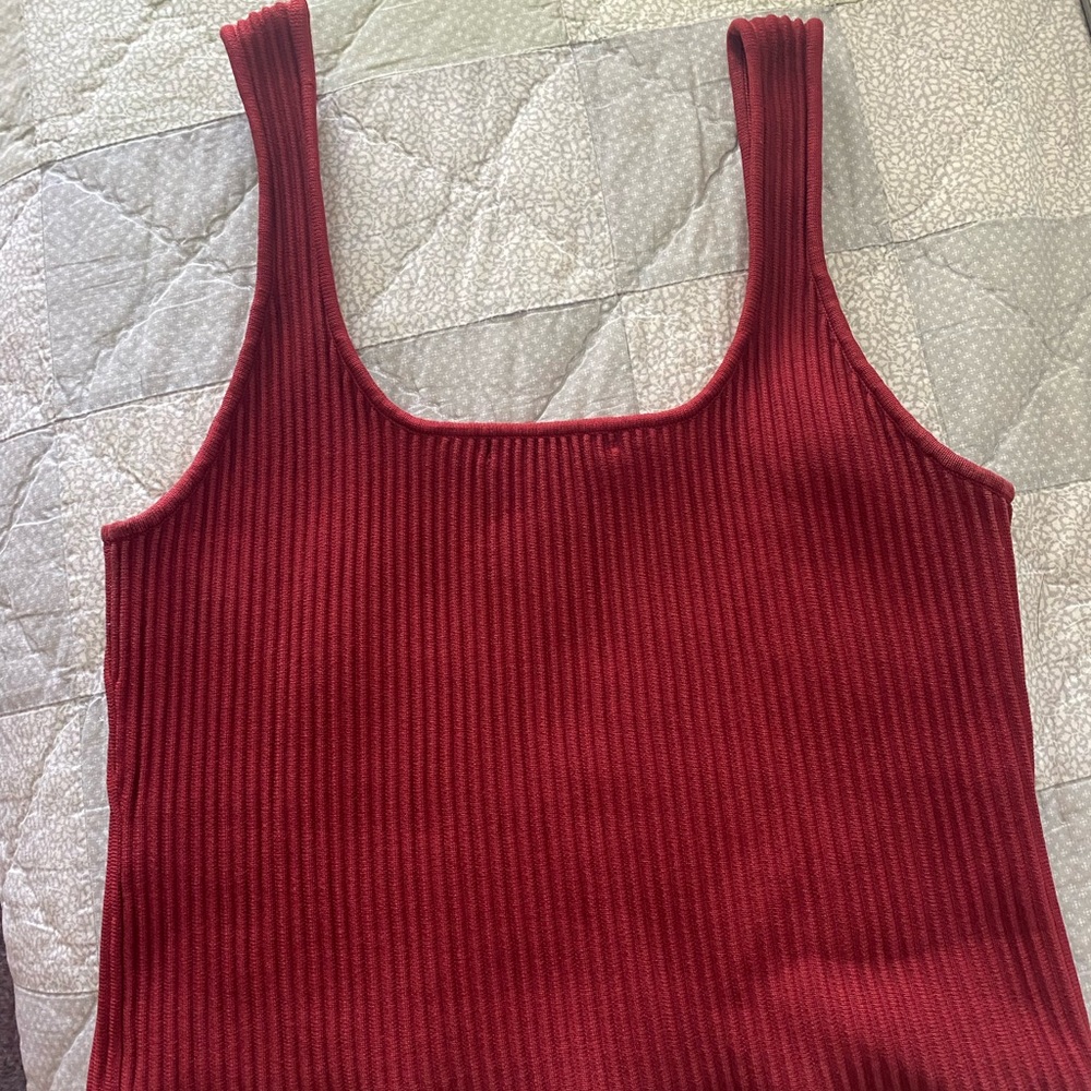 Forever 21 Red Ribbed Crop Tank Top - Picture 2 of 2